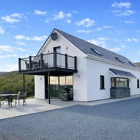 Westcove View Three Bedroom Luxury House With Hot Tub Ferienhaus *