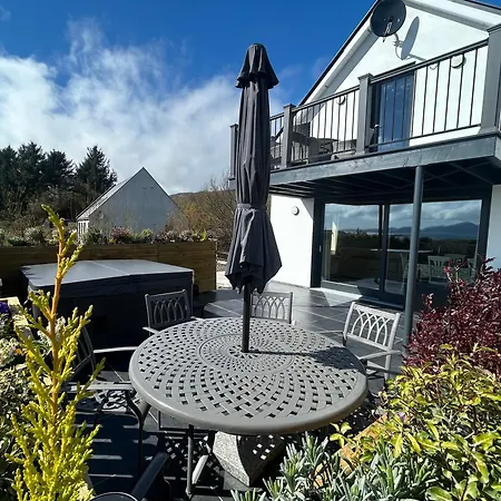 Casa vacanze Westcove View Three Bedroom Luxury House With Hot Tub *