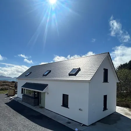 Casa vacanze Westcove View Three Bedroom Luxury House With Hot Tub Coad