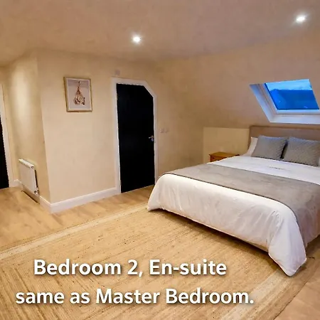 Westcove View Three Bedroom Luxury House With Hot Tub