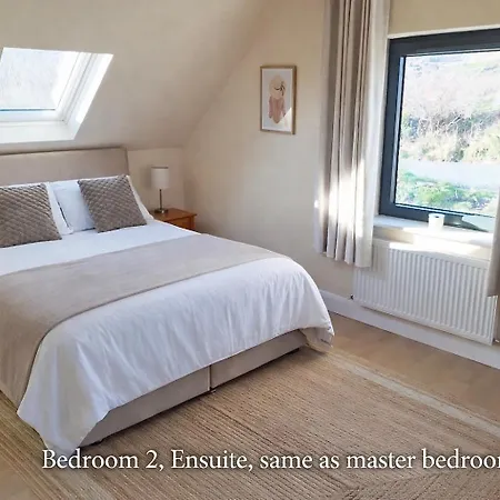 Westcove View Three Bedroom Luxury House With Hot Tub Tatil Evi Coad