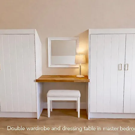 Westcove View Three Bedroom Luxury House With Hot Tub Coad