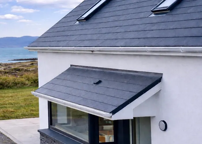 Westcove View Three Bedroom Luxury House With Hot Tub