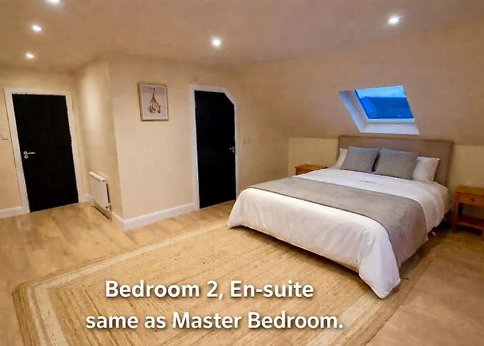 Westcove View Three Bedroom Luxury House With Hot Tub