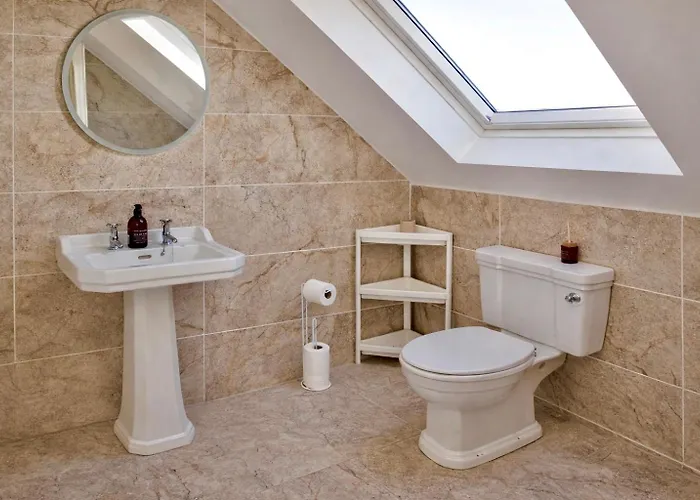 Westcove View Three Bedroom Luxury House With Hot Tub Coad